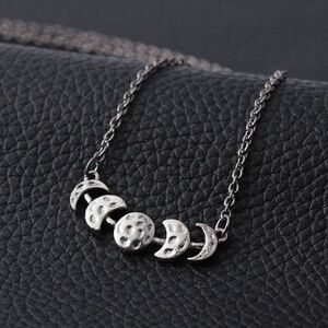 *STARLETTE* Silver Creative Moon Pendant Fashion Necklace